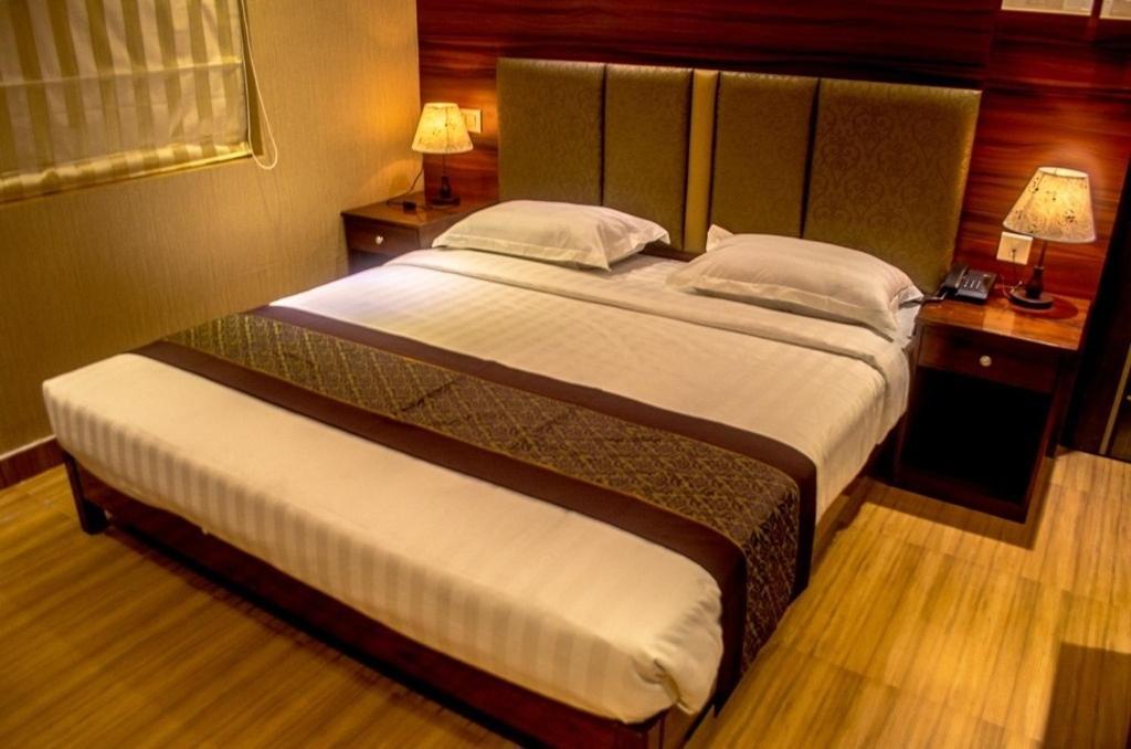 Hotel Comfotel Kalkuta Zewnętrze zdjęcie