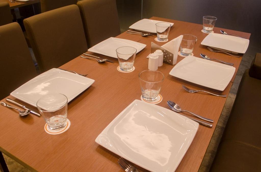 Hotel Comfotel Kalkuta Zewnętrze zdjęcie