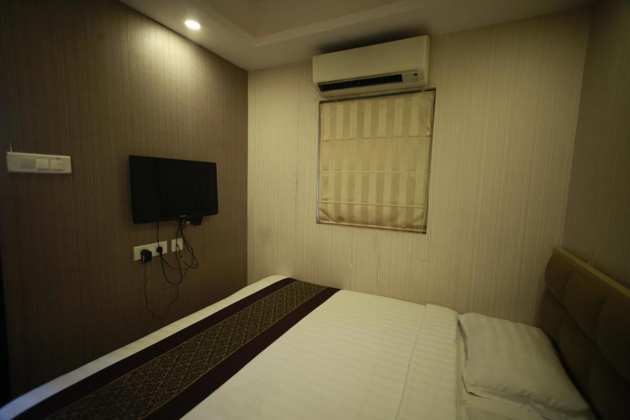 Hotel Comfotel Kalkuta Zewnętrze zdjęcie