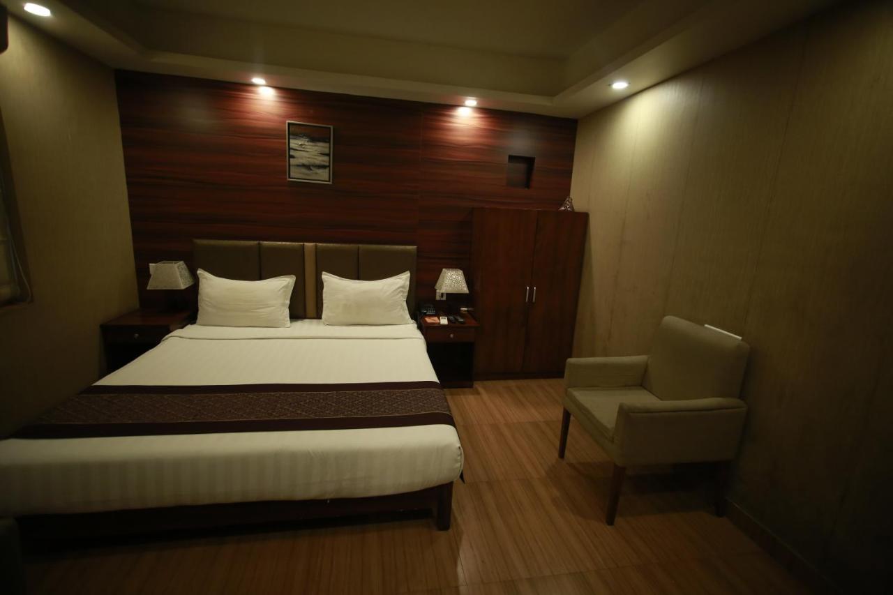 Hotel Comfotel Kalkuta Zewnętrze zdjęcie