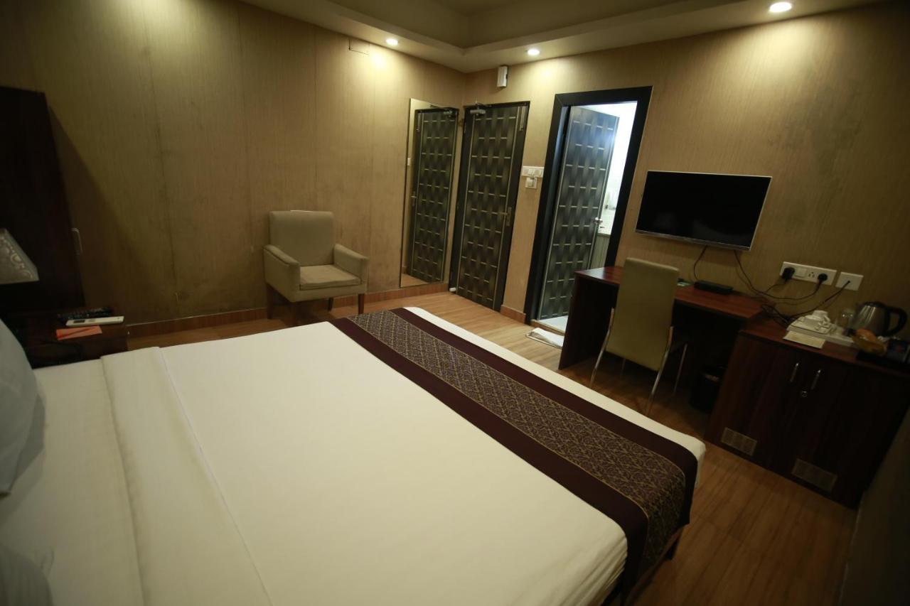 Hotel Comfotel Kalkuta Zewnętrze zdjęcie